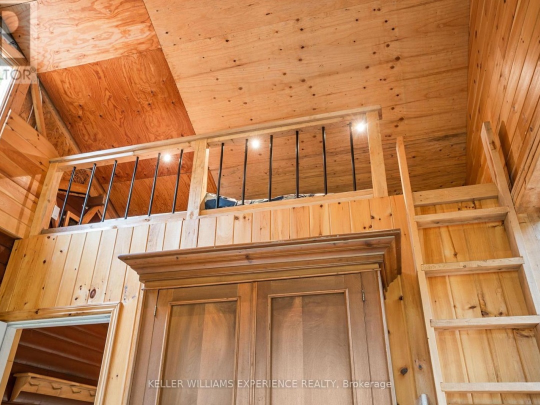 1049 Elsie Bay Road, Horseshoe Lake