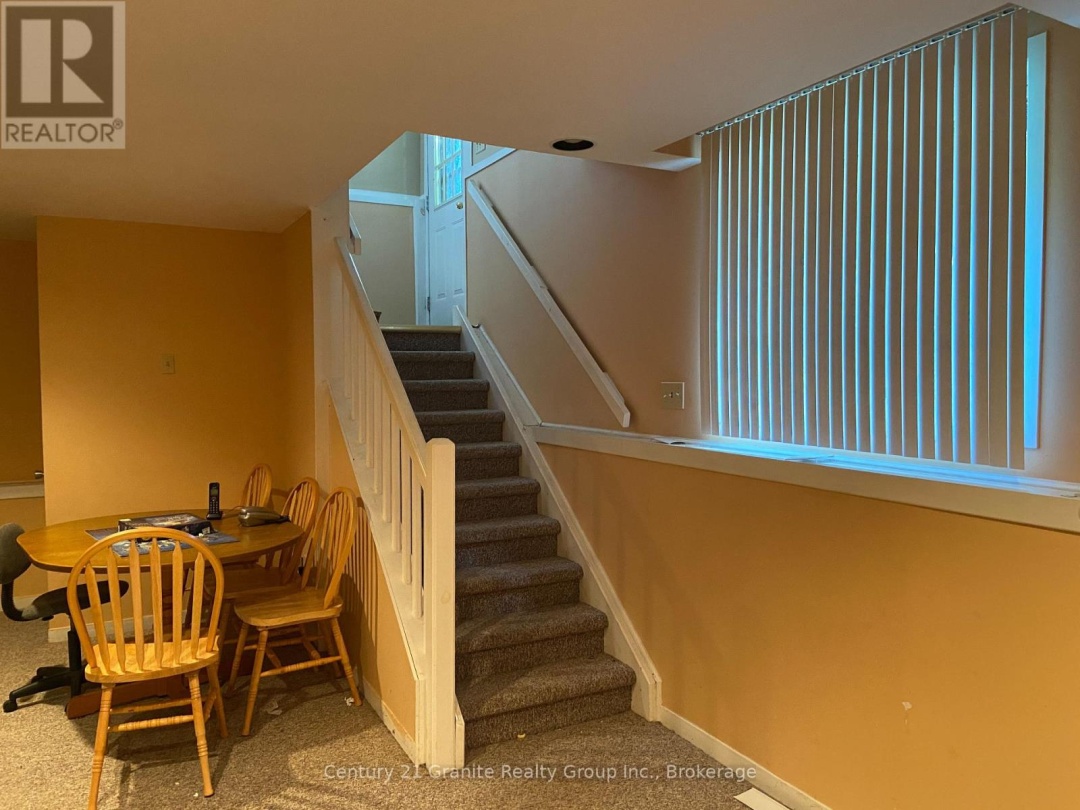1549 TRAPPERS TRAIL ROAD, 