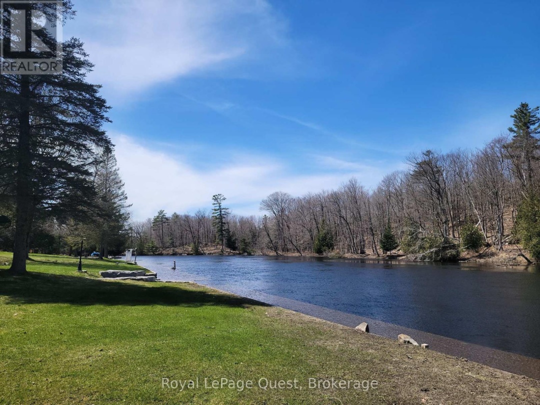 3012 MOYNES ROAD, Severn Lake