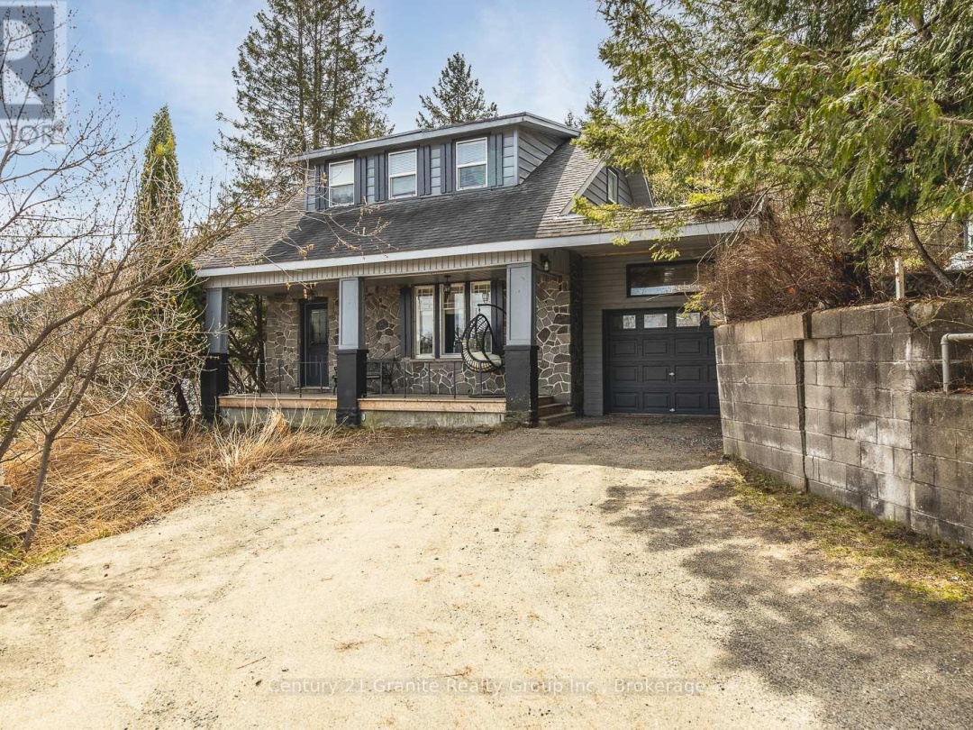 690 Mountain Street, Dysart et al