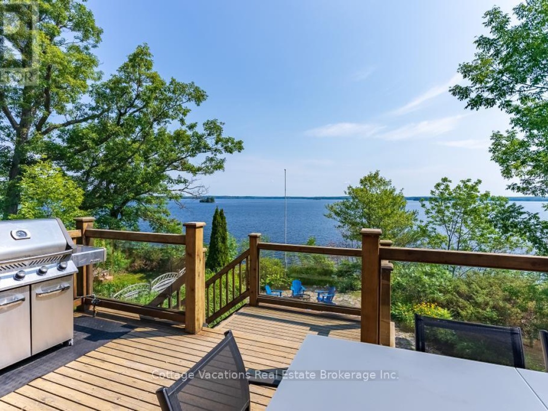 1016 Lawland Heights Road, Lake Muskoka