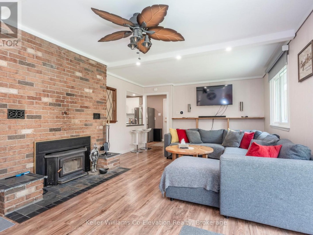 1467 Rosemount Road, Tay