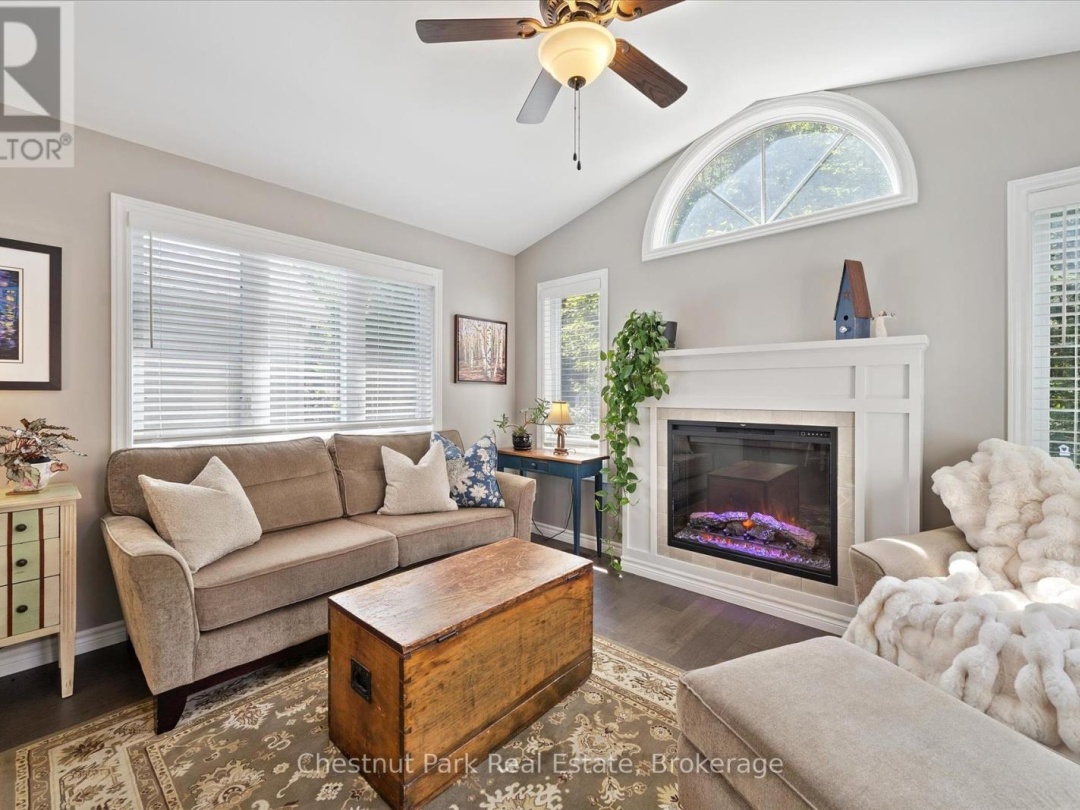 153 PINERIDGE GATE, 