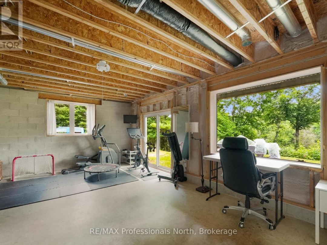 1071 ALTON LANE, 