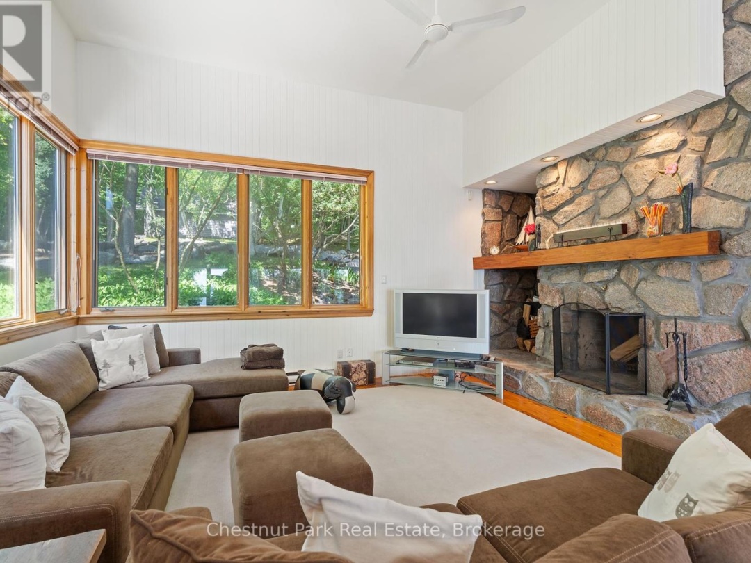 10 Wyldewood Road, 
