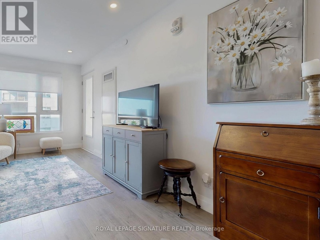 703 - 58 LAKESIDE TERRACE, 