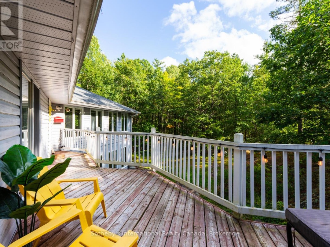 1060 NORTH KAHSHE LAKE ROAD, 
