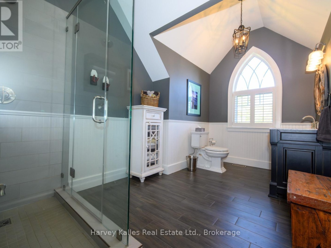 1045 LAKESHORE DRIVE, 