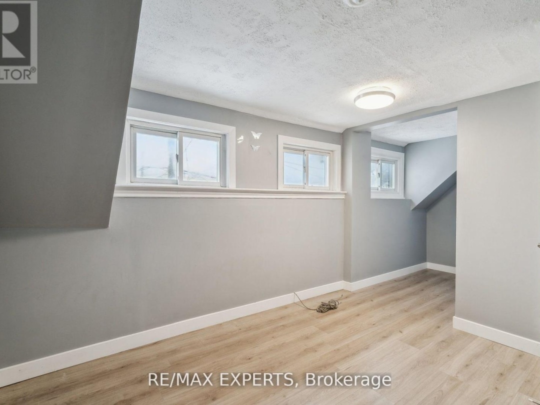 282 Gill Street, Orillia