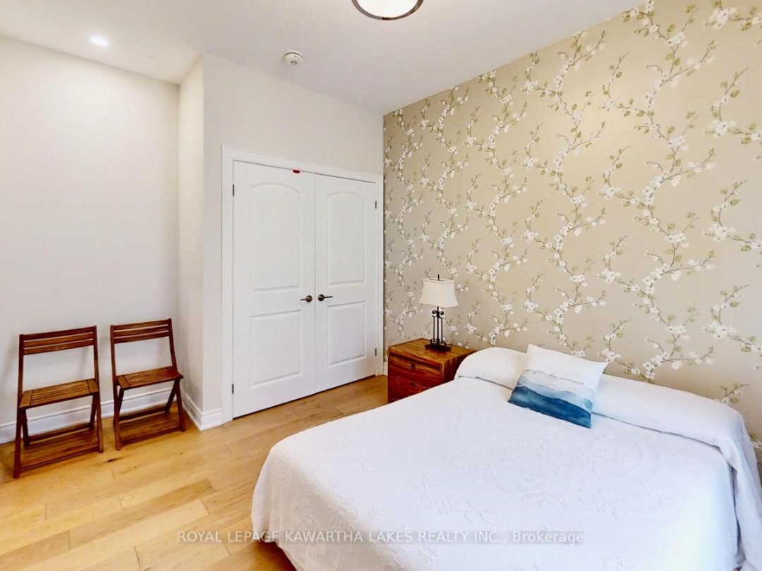 2501 LAKESHORE DRIVE, 