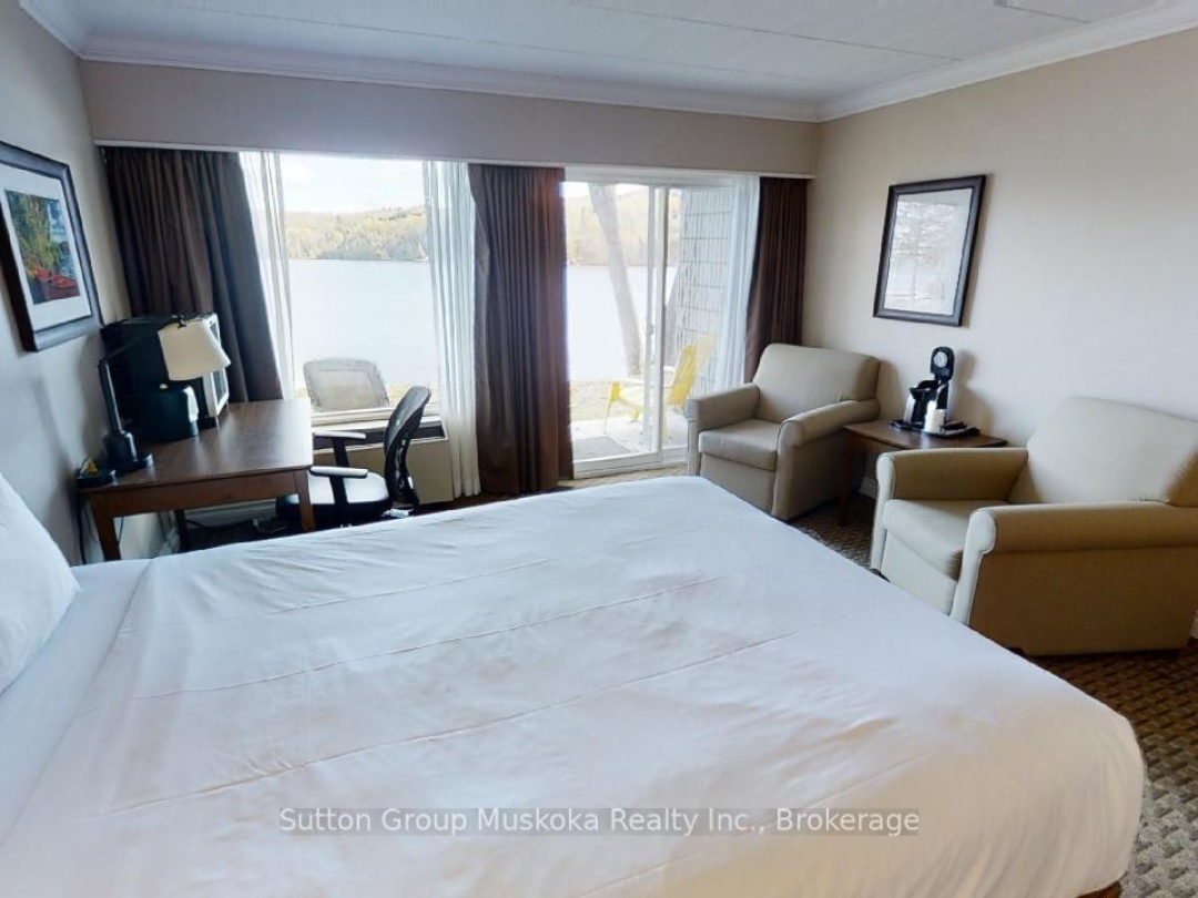 UNIT 111 - 1235 DEERHURST DRIVE, 