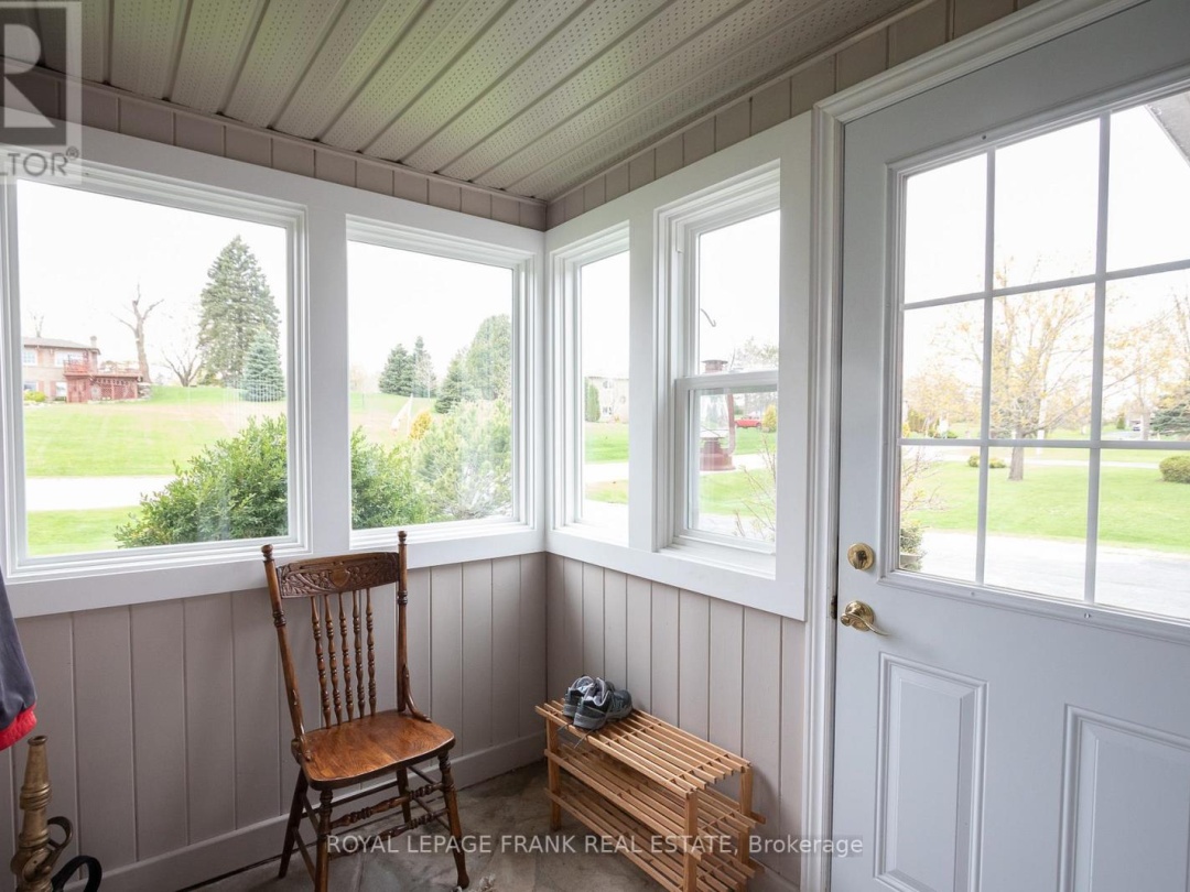 318 Forest Harbour Trail, Pigeon Lake