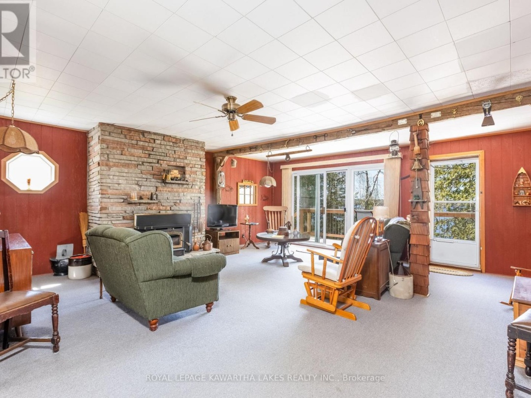 194 Rustic Trail, Four Mile Lake