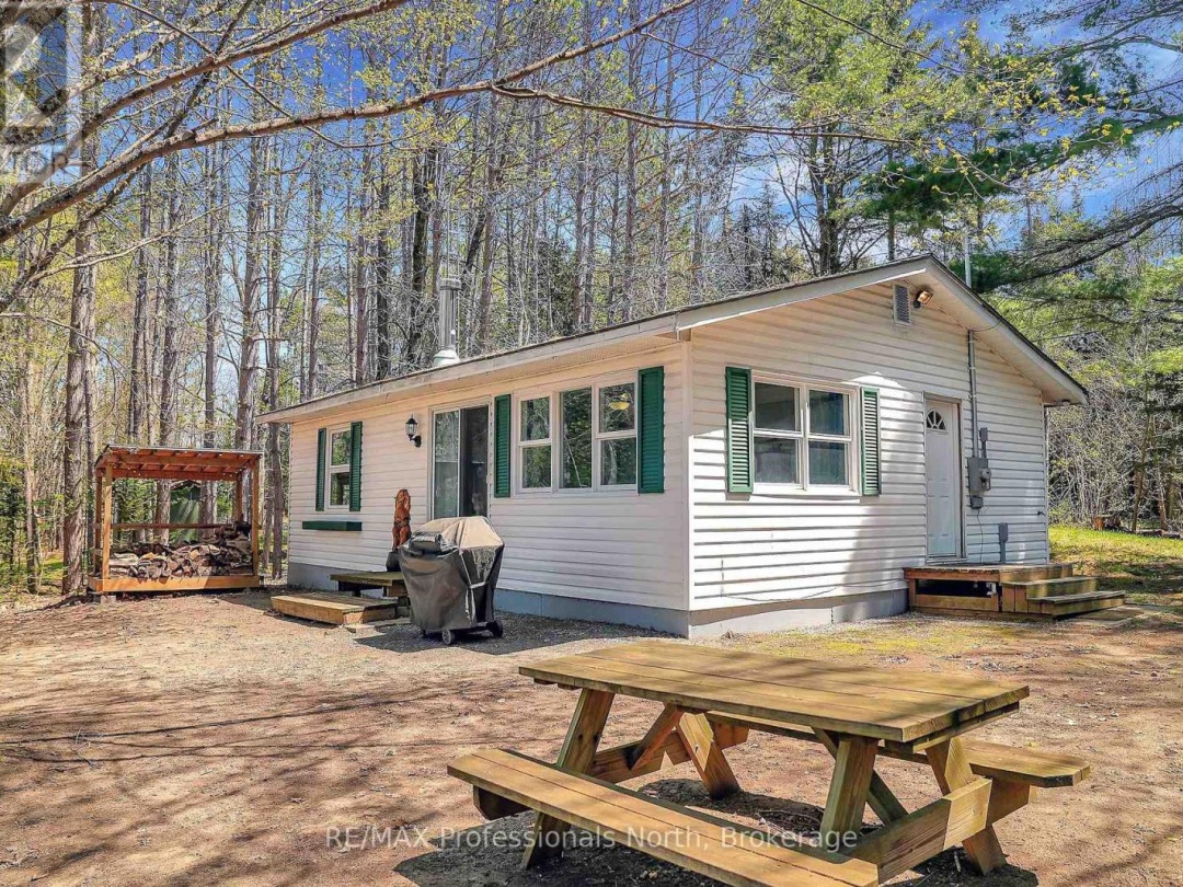 1130 Fader Drive, Maple Lake
