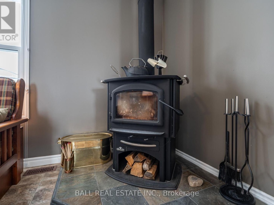 35 Elder Street, Sturgeon Lake