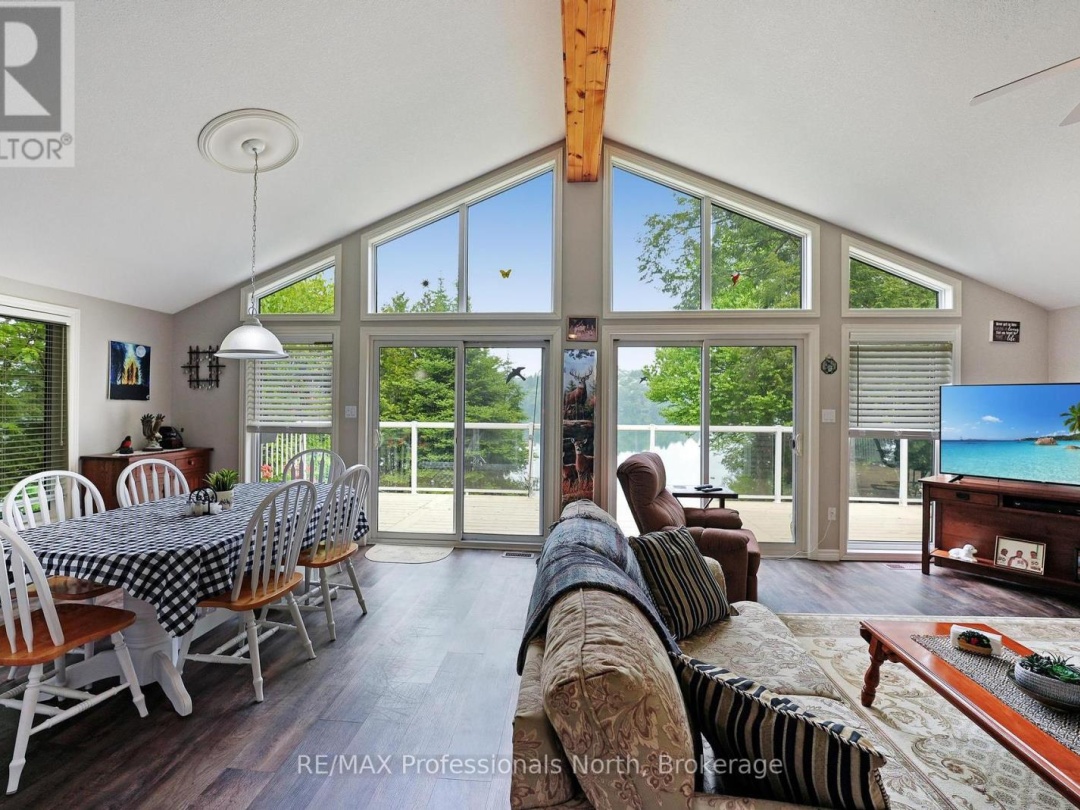1093 Comak Crescent, St Nora Lake