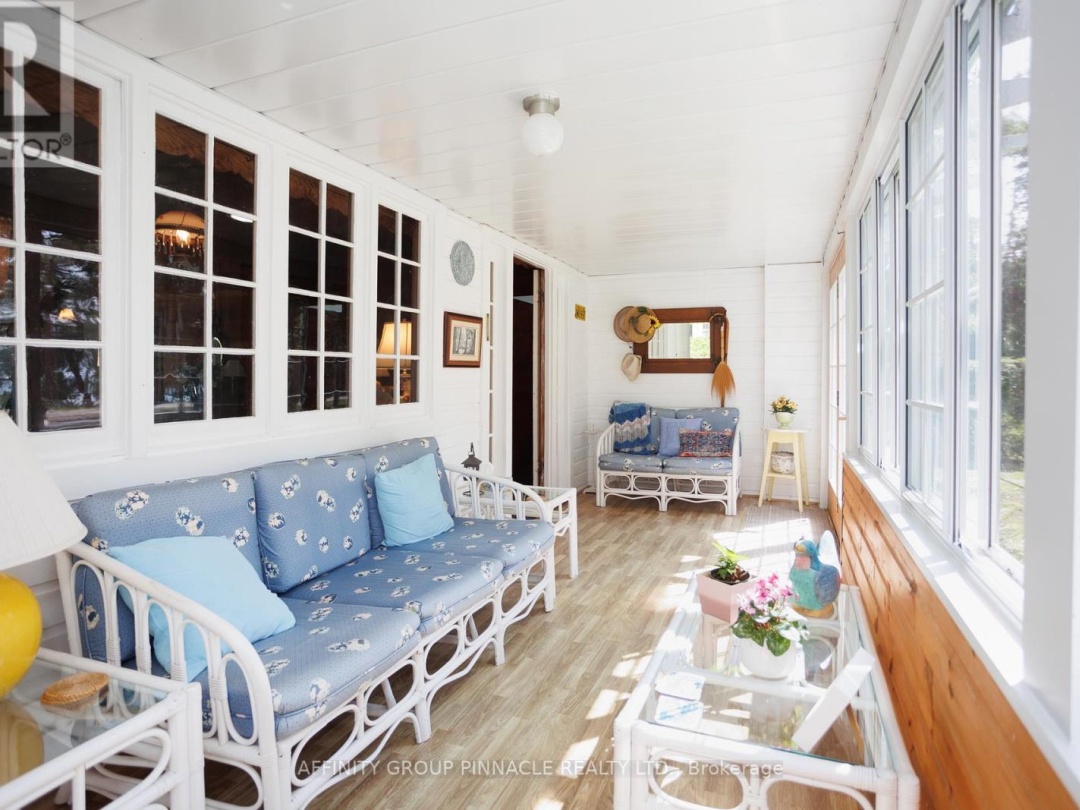 B35 LAKESHORE ROAD, 