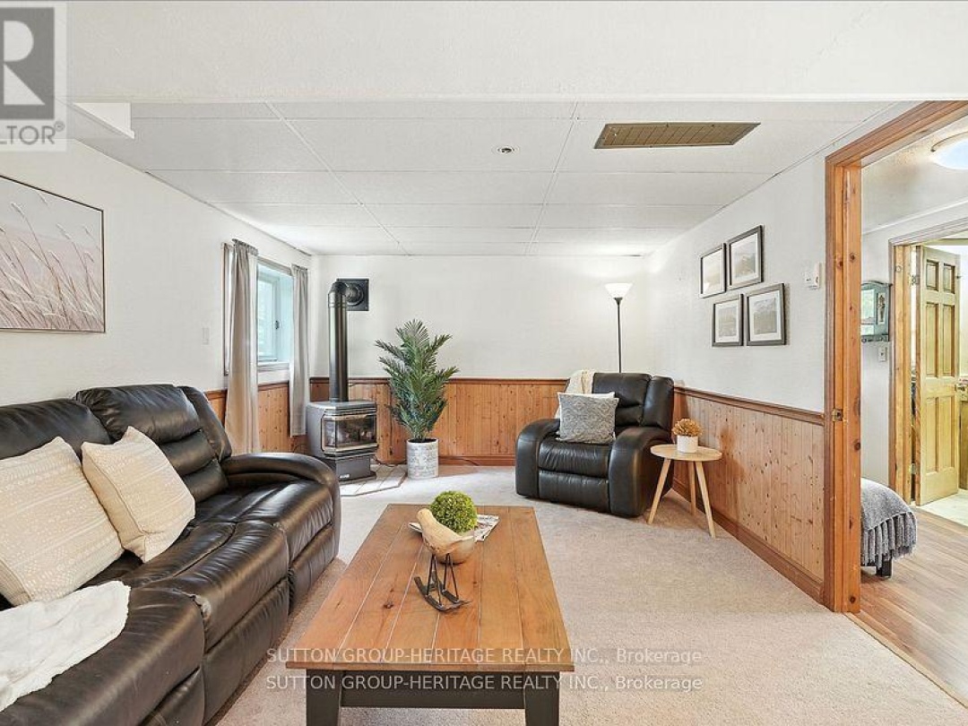 184 PIRATES GLEN DRIVE, 