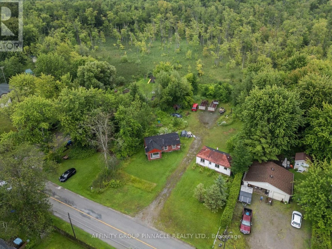 1 & 4 2559 Lakeshore Drive, Ramara