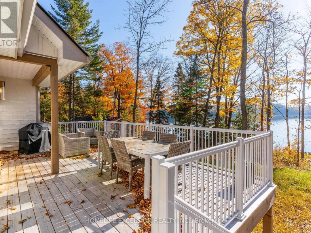 1284 True North Road, Drag Lake