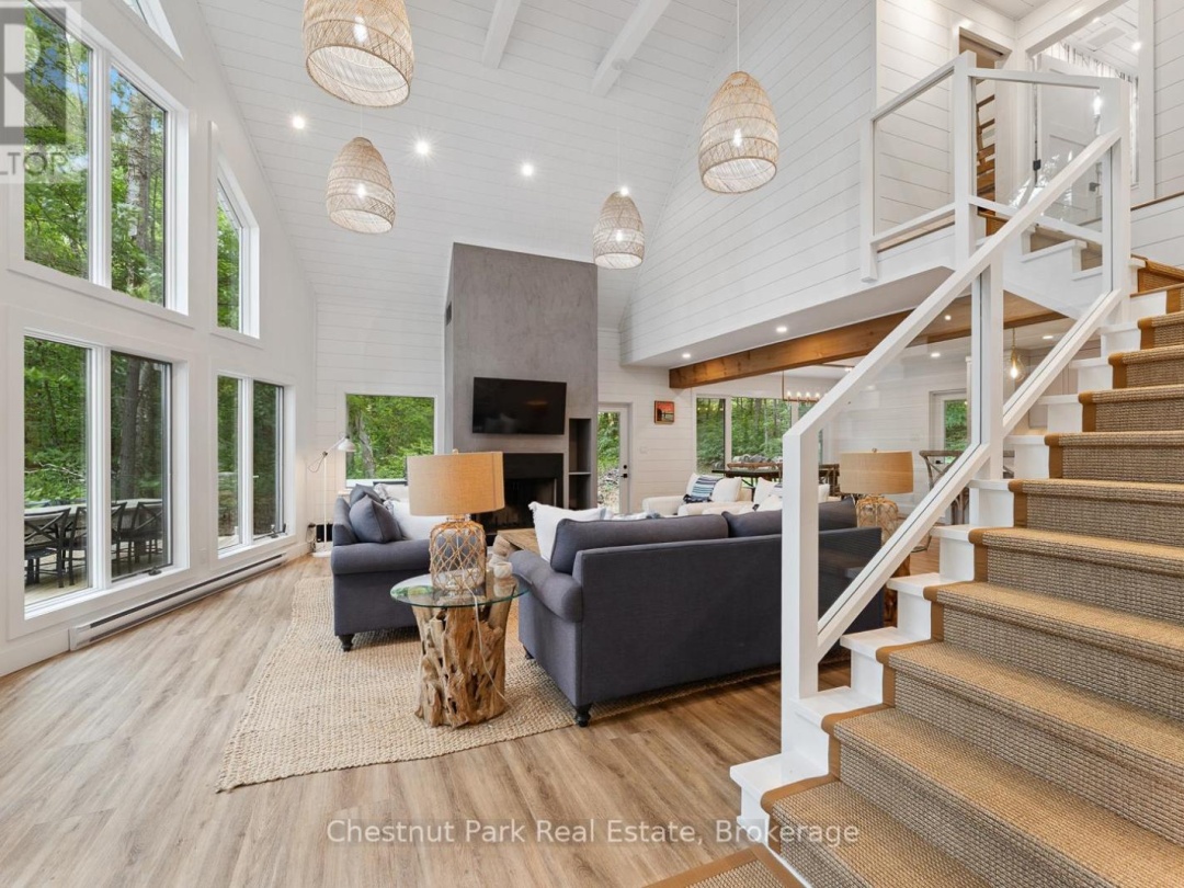 44 MILLER ISLAND, 