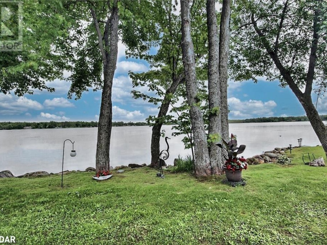 3500 LAUDERDALE POINT Crescent Unit# 17, 
