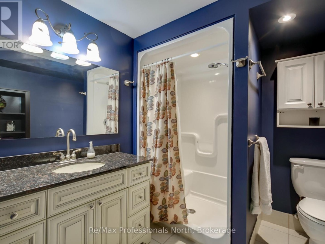 324 Bethune Drive N, Gull Lake