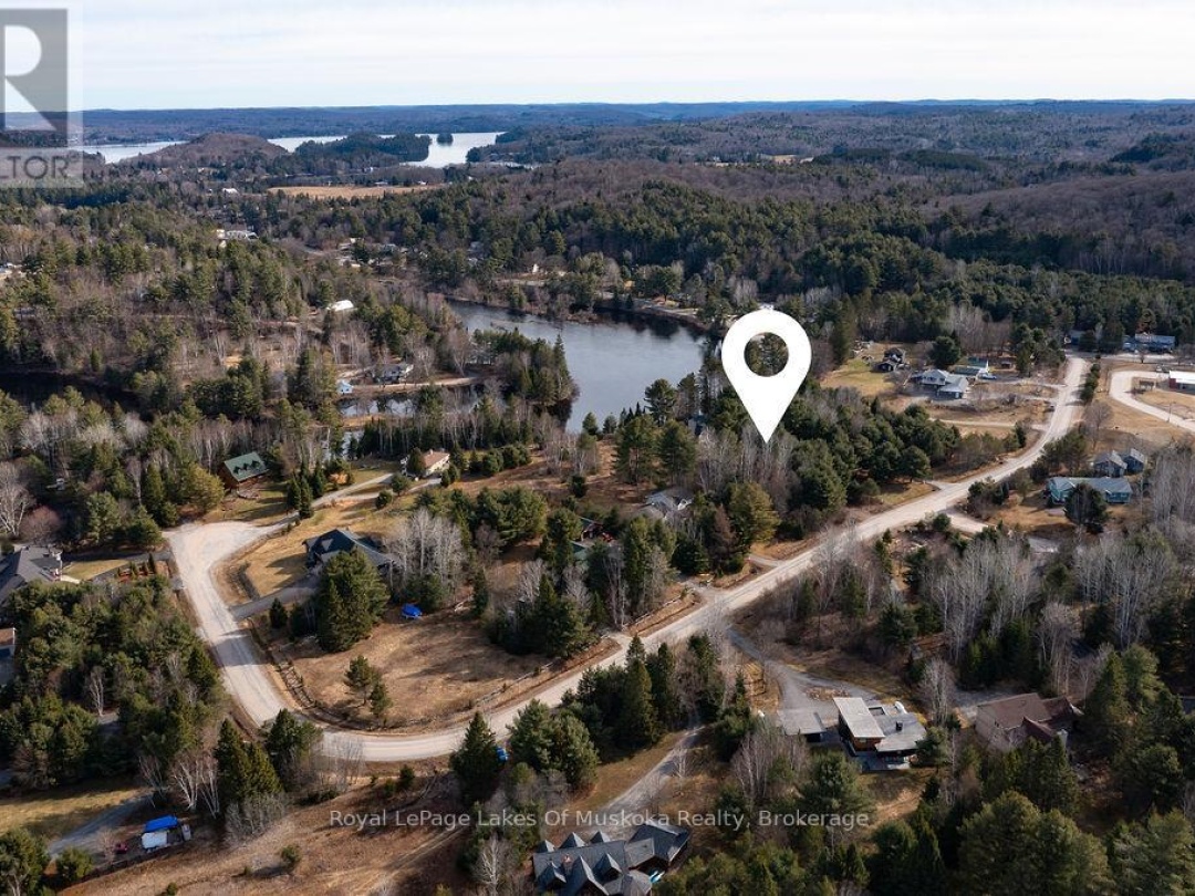 18 Shellwood Shores Avenue, Lake Muskoka