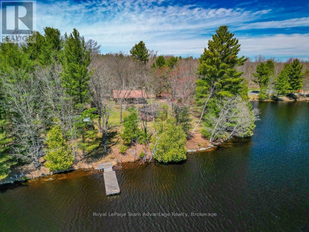 11 Birch Lane, Harris Lake