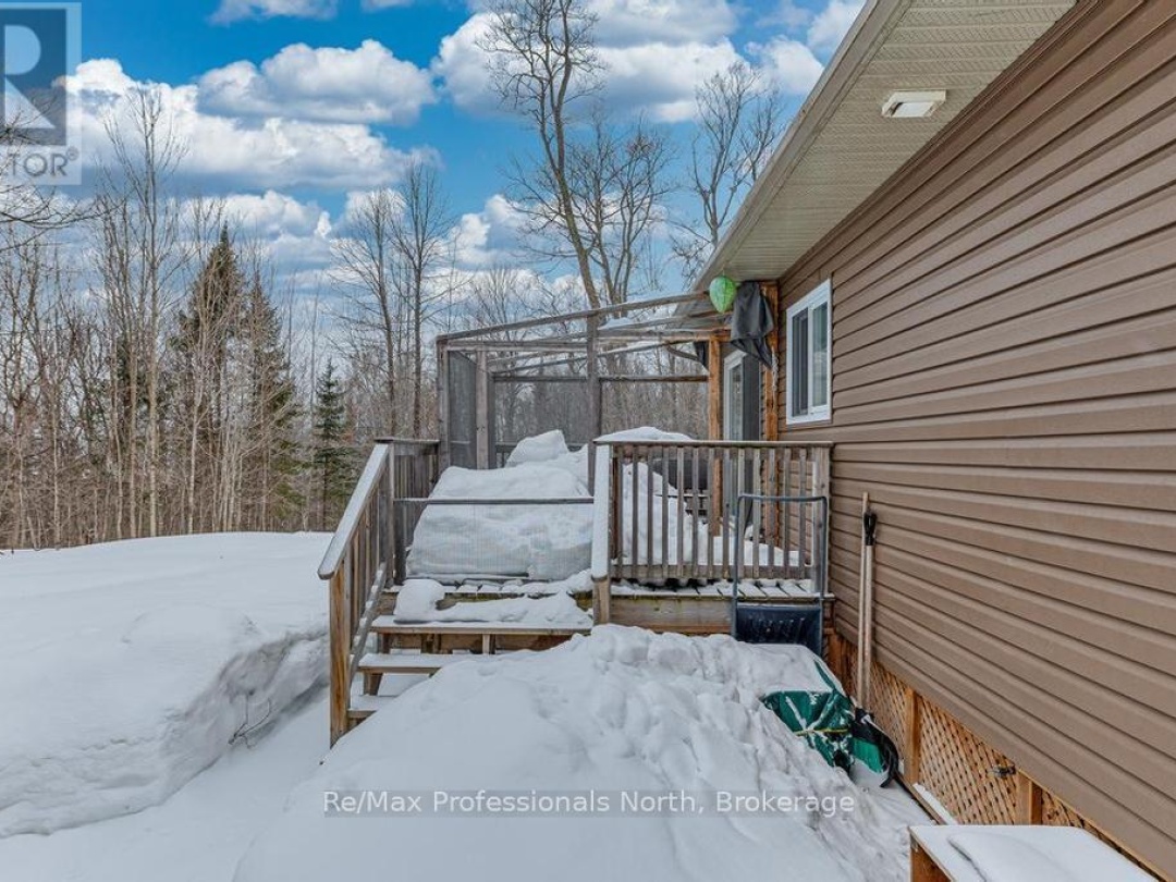 1145 Chelsea Lane, Maple Lake