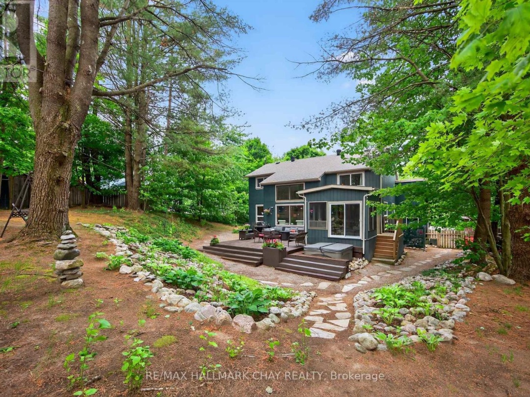 11 SUMAC CRESCENT, 