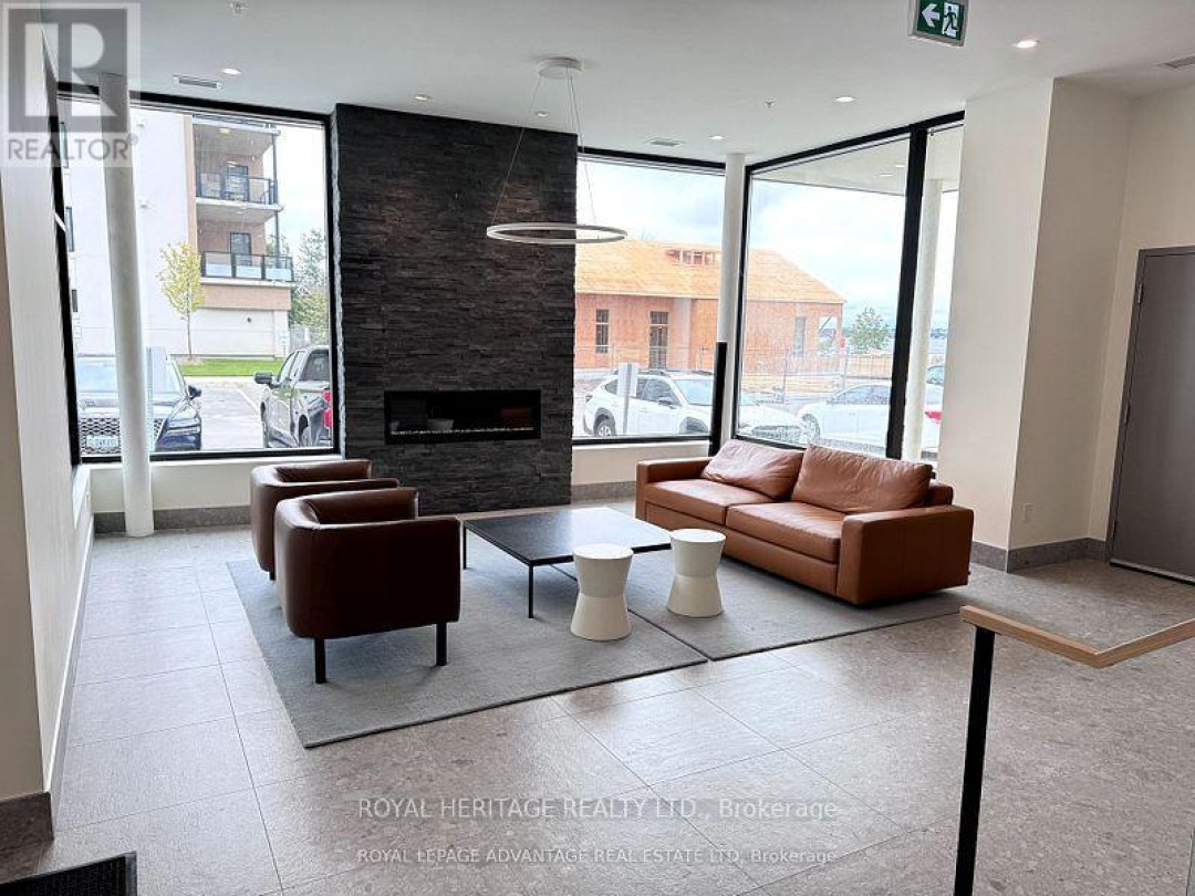 402 - 19B WEST STREET N, 