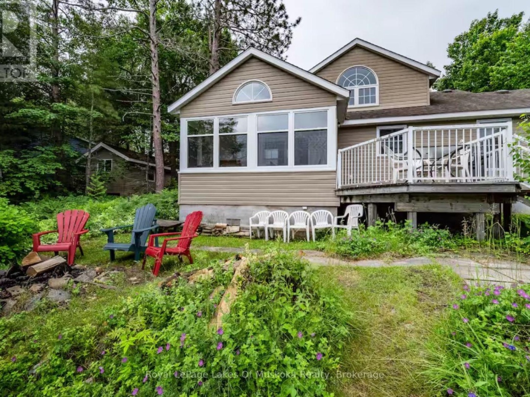 49 Pinetree Road, Loon Lake
