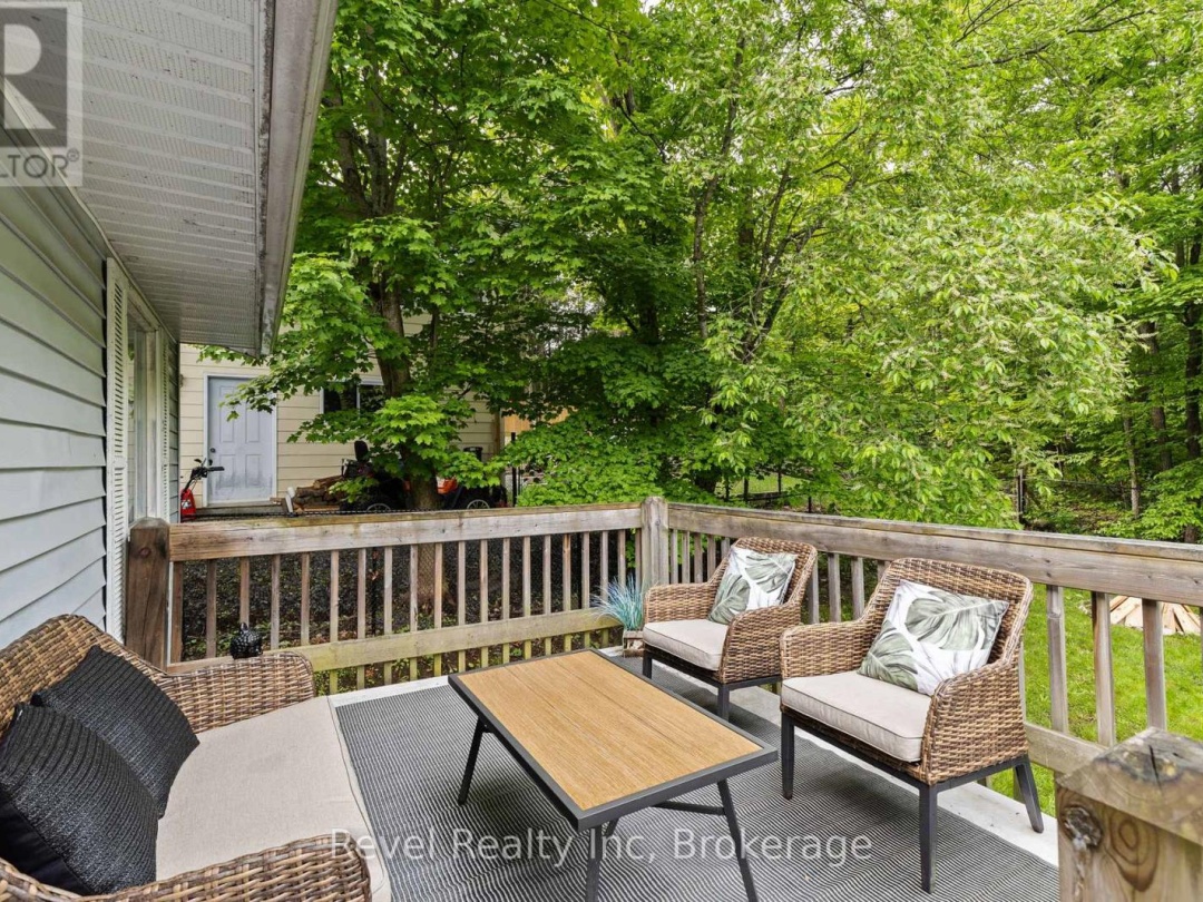 35 MACKLAIM DRIVE, 