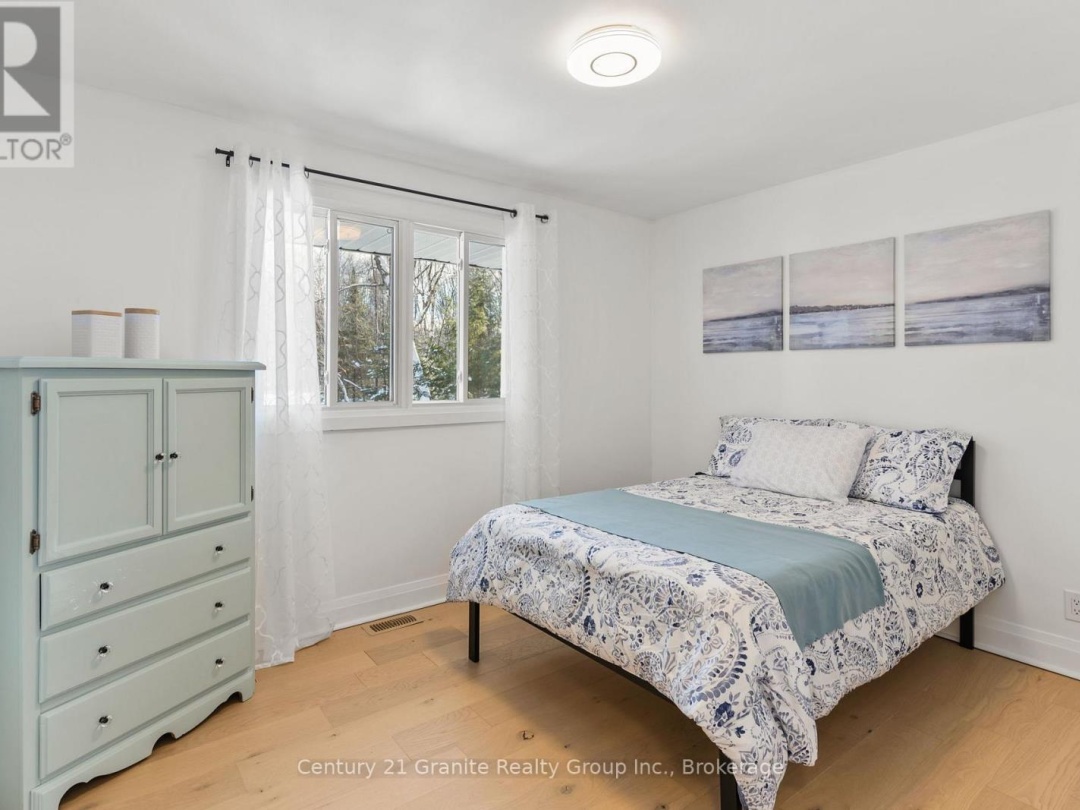 7032 COUNTY ROAD 121, 