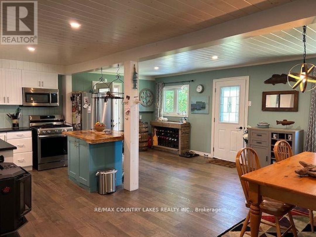 2481 LAKESHORE DRIVE, 