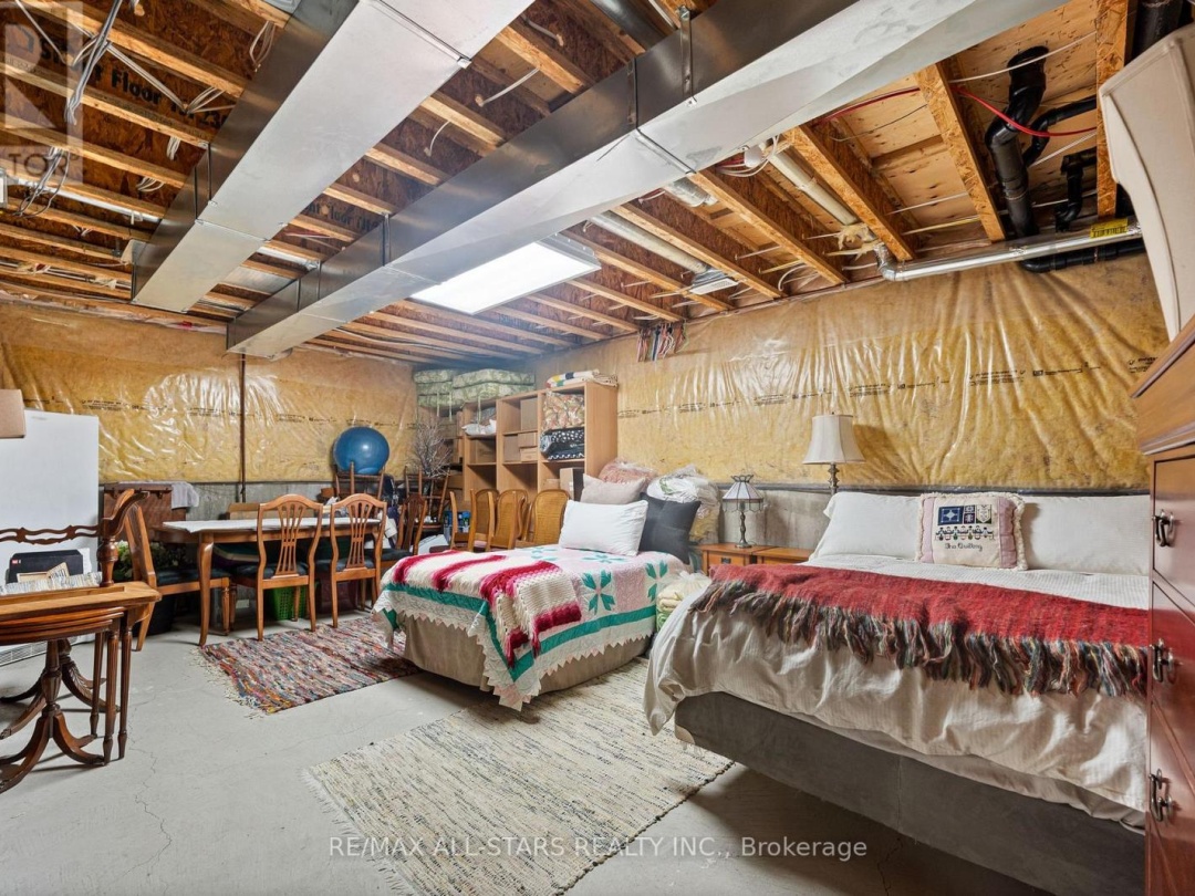 84A FRANCIS STREET E, 