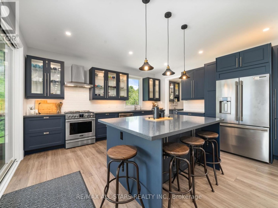 15 BERRY LANE, 