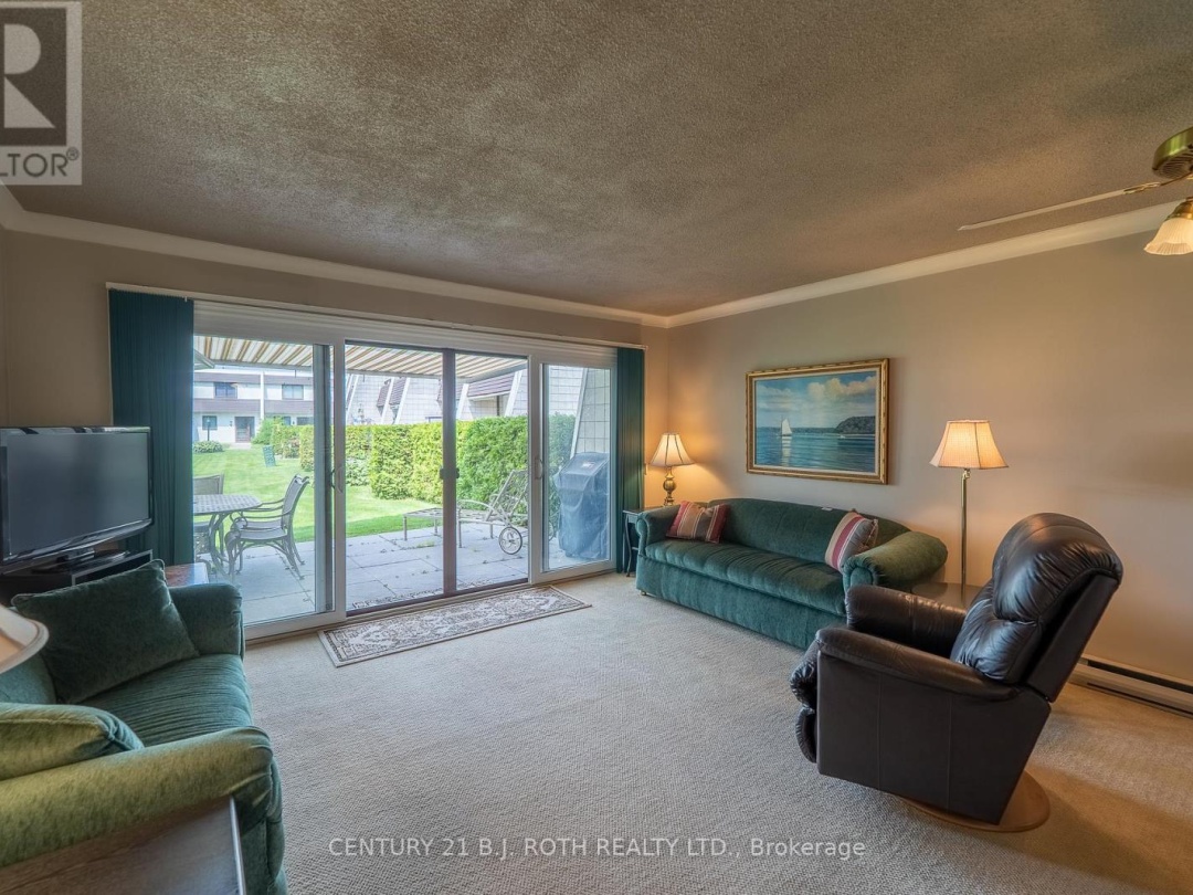 26 - 1 PARADISE BOULEVARD, 