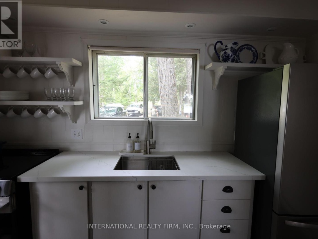 71 OAKRIDGE COURT, 