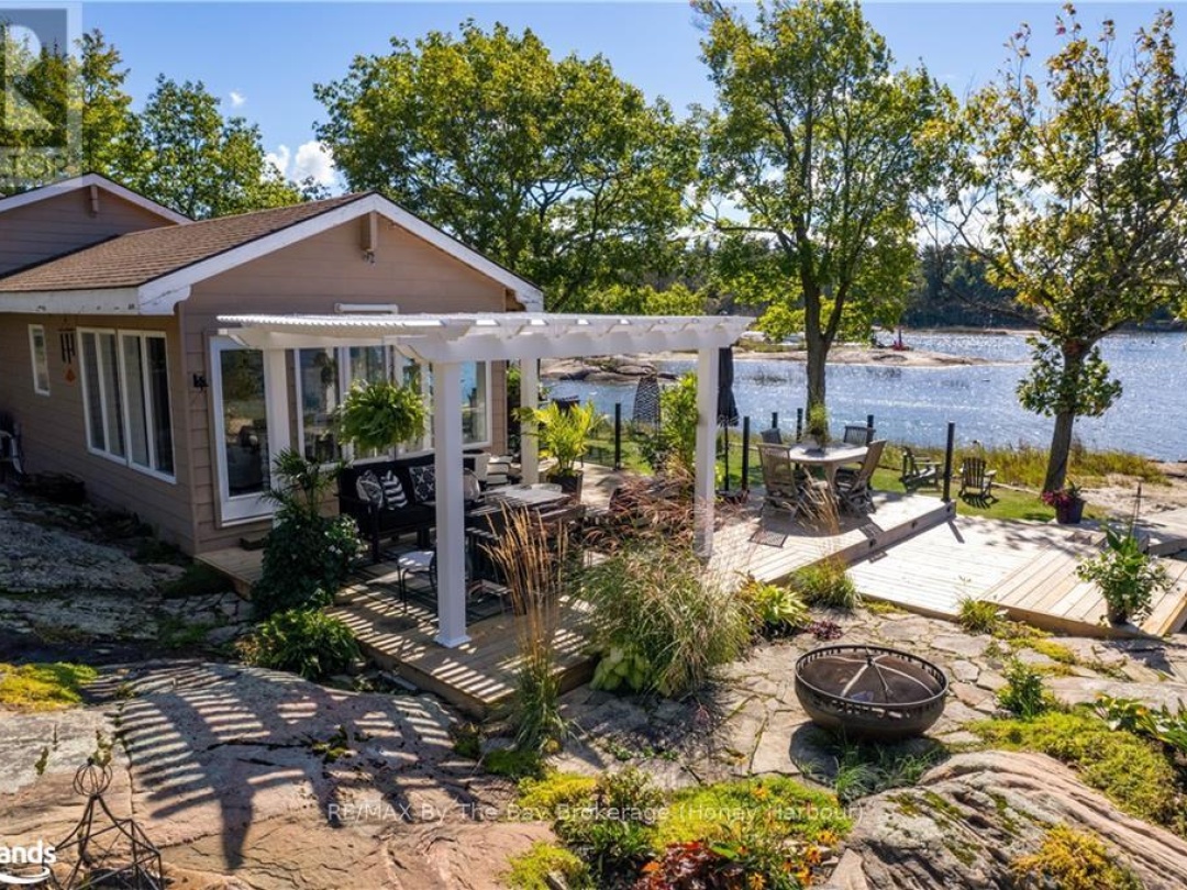 4476 Is 1040/Little Beausoleil, Georgian Bay