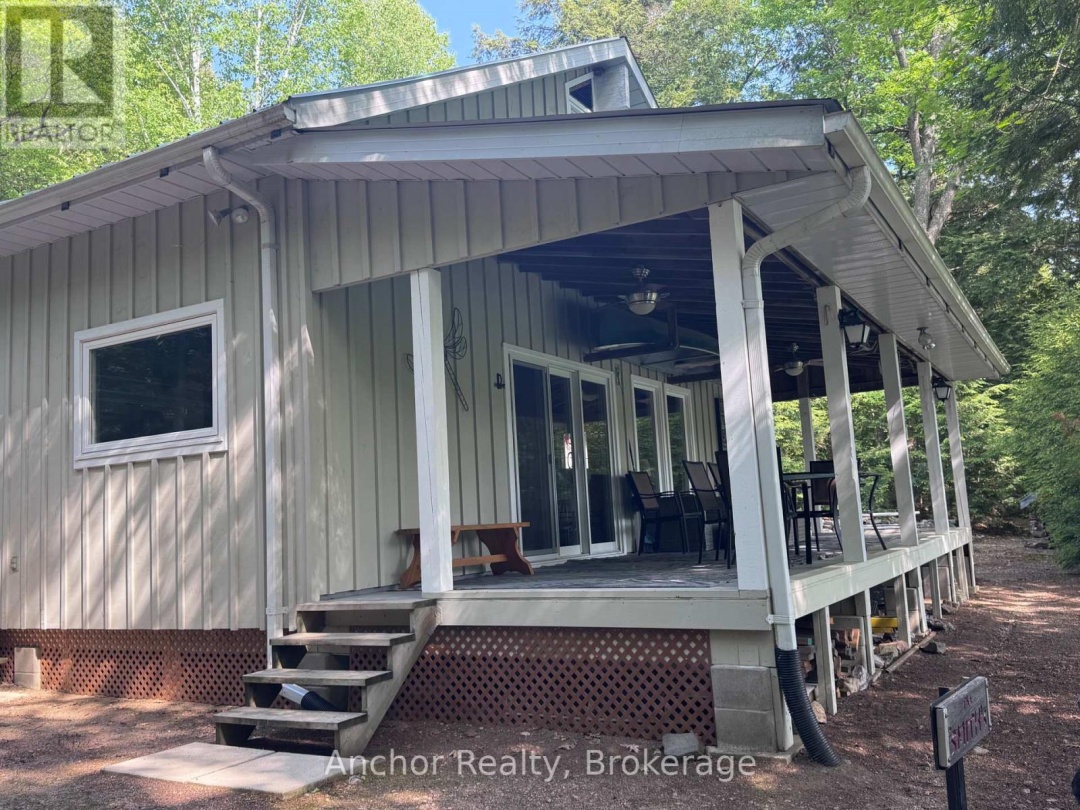 10469 LITTLE HAWK LAKE, 