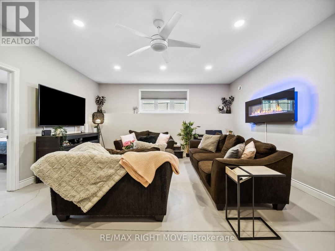 1 & 2 - 112B CREIGHTON STREET, Ramara (Atherley)