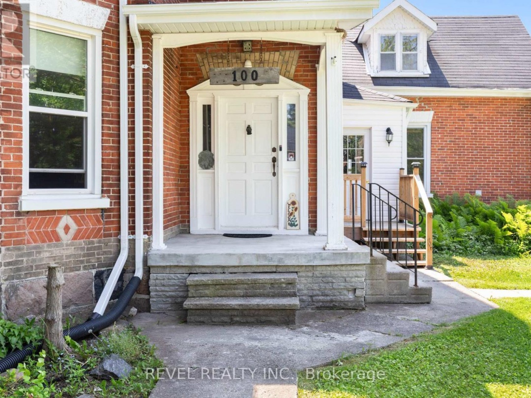 100 NAPPADALE STREET, 