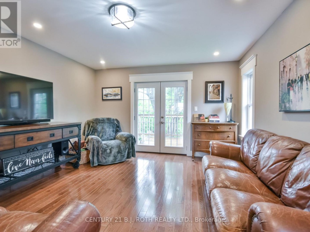 13 FITTON HEIGHTS, 