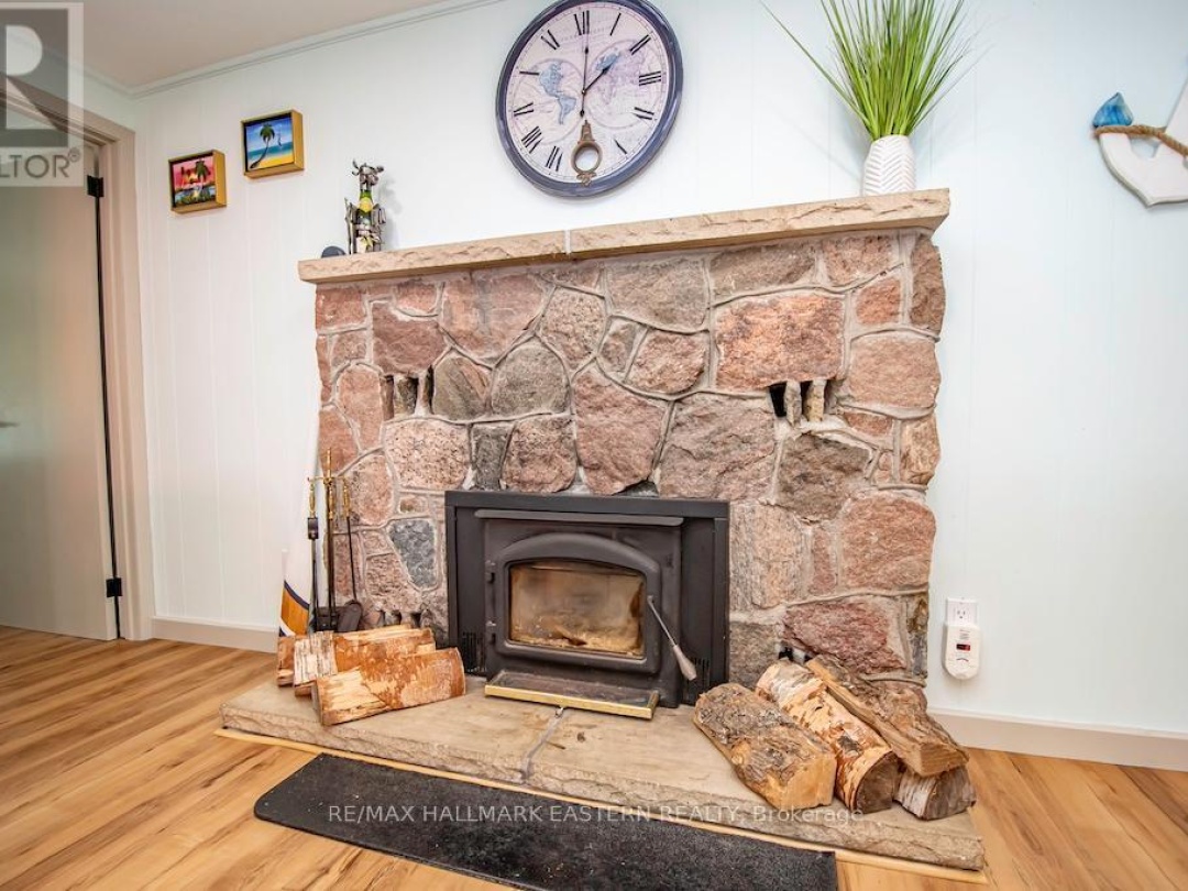 26 Manitou Lane, Pigeon Lake