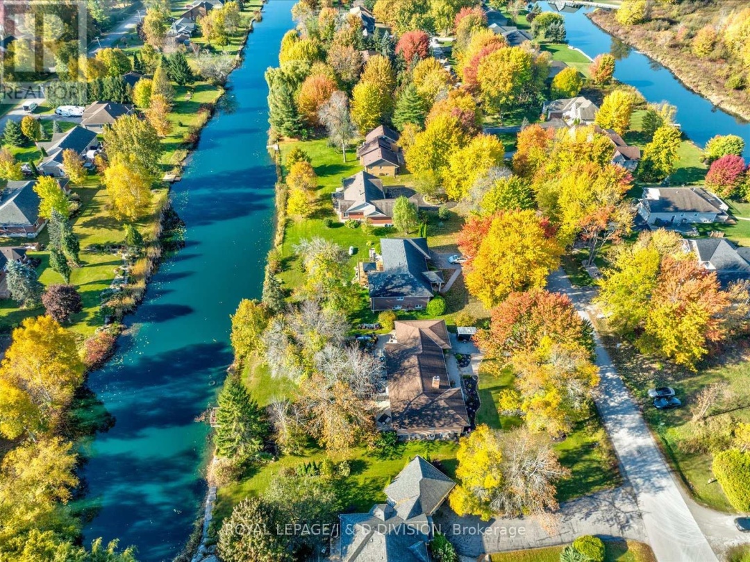 233 Bayshore Drive, Lake Simcoe