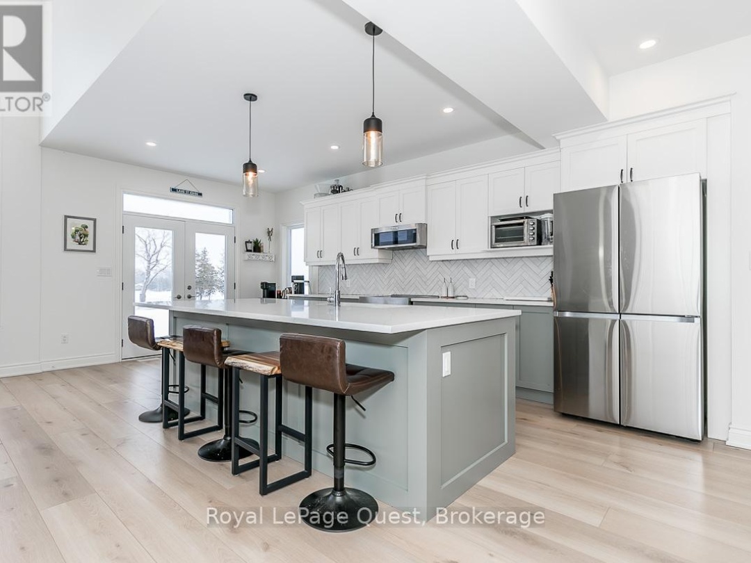 21 ROSY BEACH COURT, 