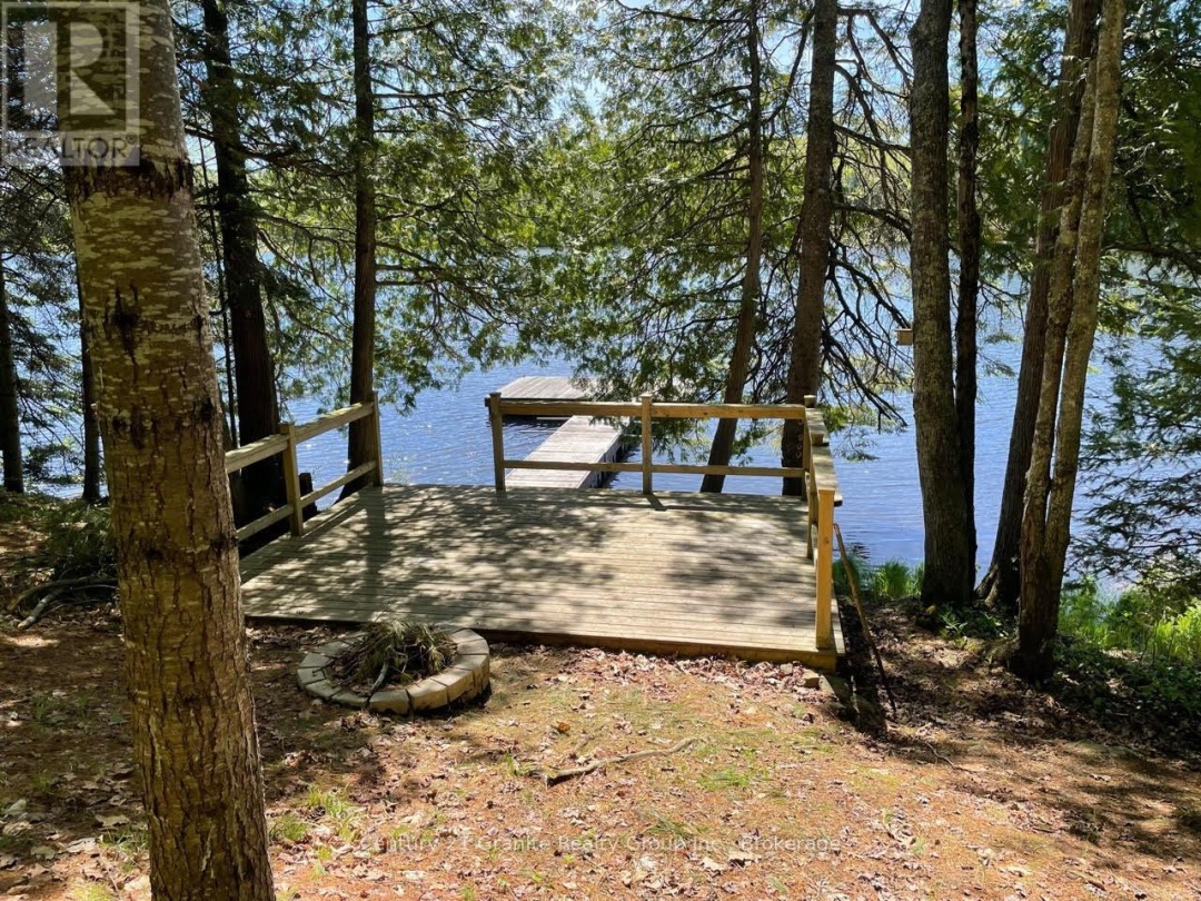1037 ROTUNDA DRIVE, Contau Lake