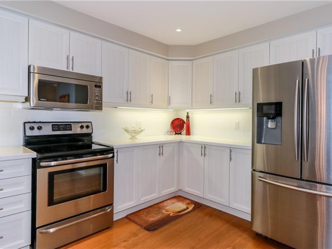28 MASTERS Crescent, 